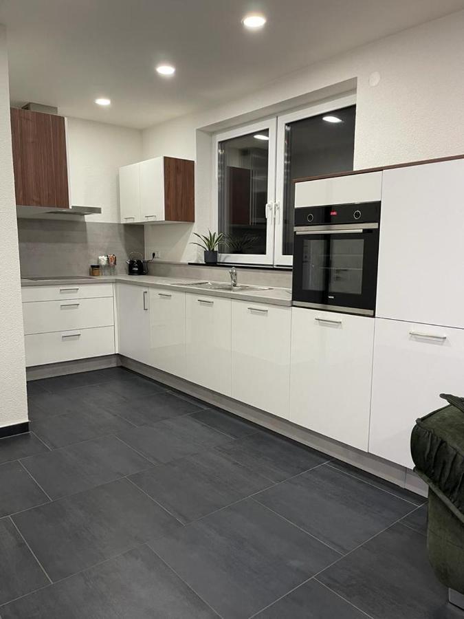 2 Zimmer Wohnung Zur Taegliche Miete Hechingen Exteriör bild